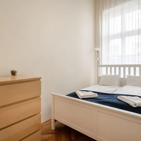 Lonyay Grand Apartamento