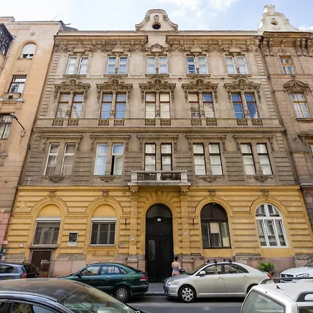 Lonyay Grand Appartement *